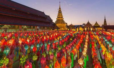 满天心愿 | 哈里朋柴佛塔寺的彩色灯笼, 南奔府, 泰国 (© MR. ANUJAK JAIMOOK/Getty Images)